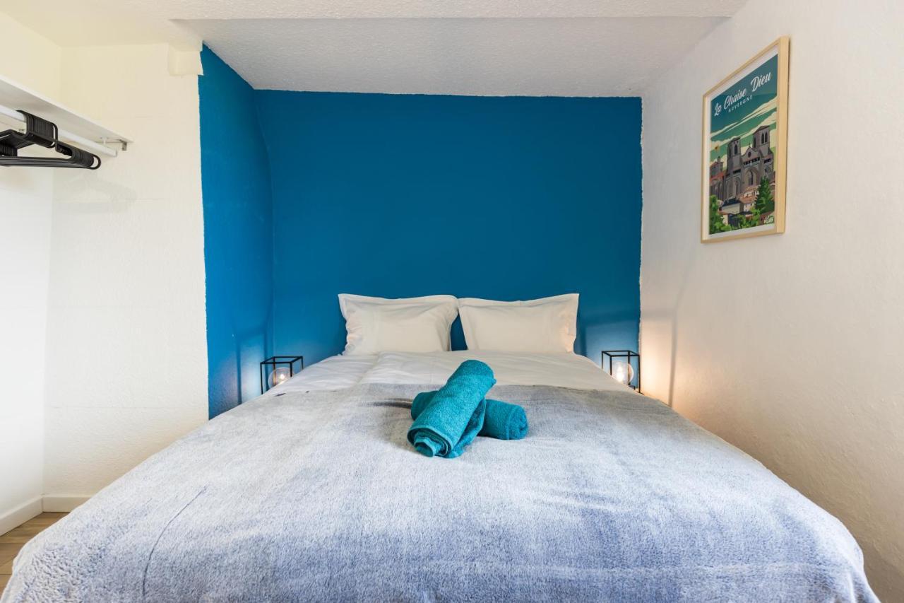 Bed and Breakfast Domaine Du Coq En Pat Augerolles Экстерьер фото