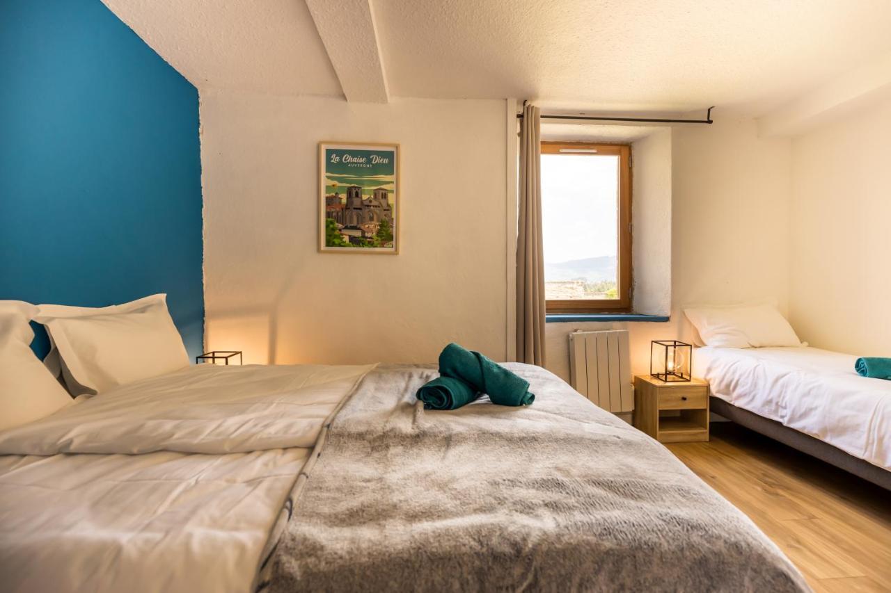 Bed and Breakfast Domaine Du Coq En Pat Augerolles Экстерьер фото